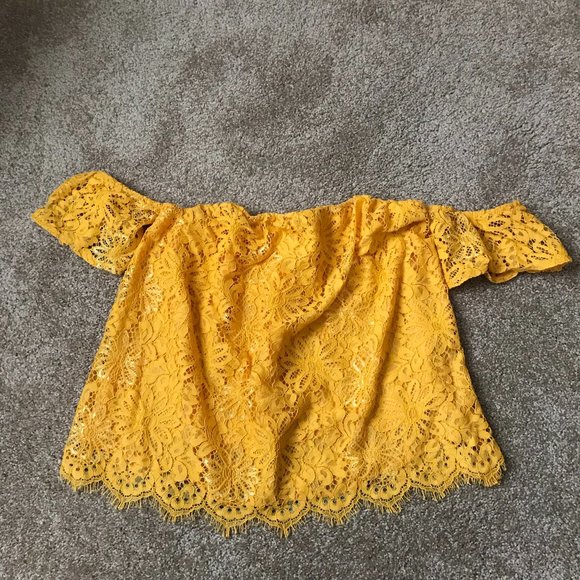 Dynamite Tops - Dynamite Taxicab Yellow Lace Off-the-Shoulder Top